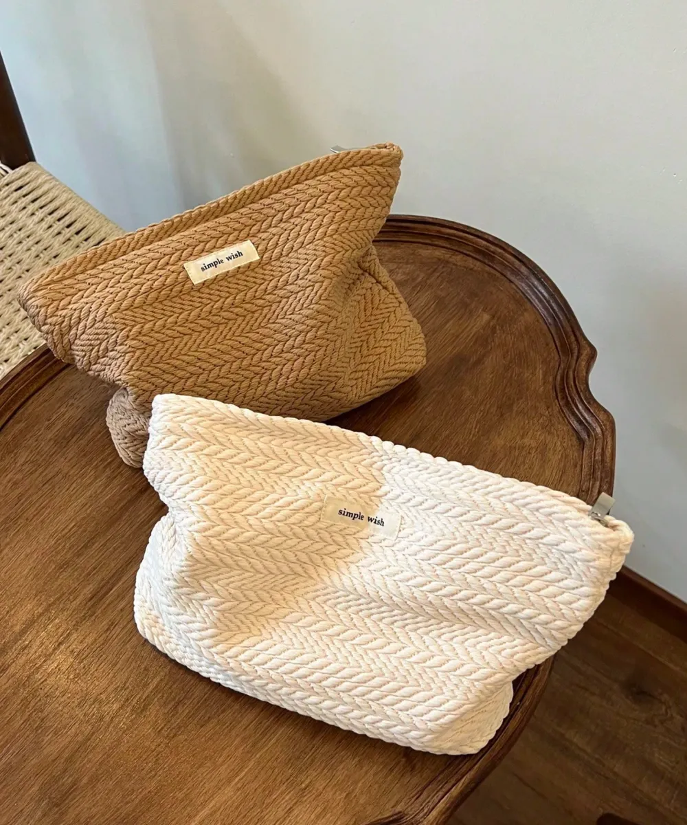 Woven Makeup Bag 4 Woven Makeup Bag - Image 1