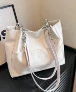 Minimalist Shoulder Tote Bag with Chain Strap – Large Capacity