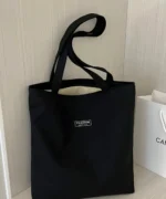 Minimalist Black Tote Bag – Lightweight Casual Shopper